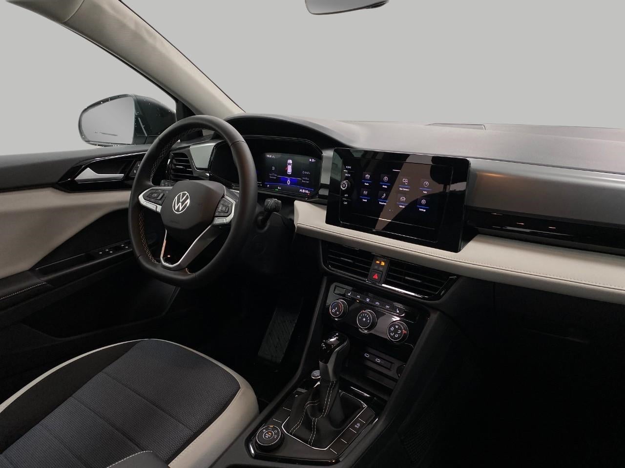 2026 Volkswagen Taos S 4MOTION