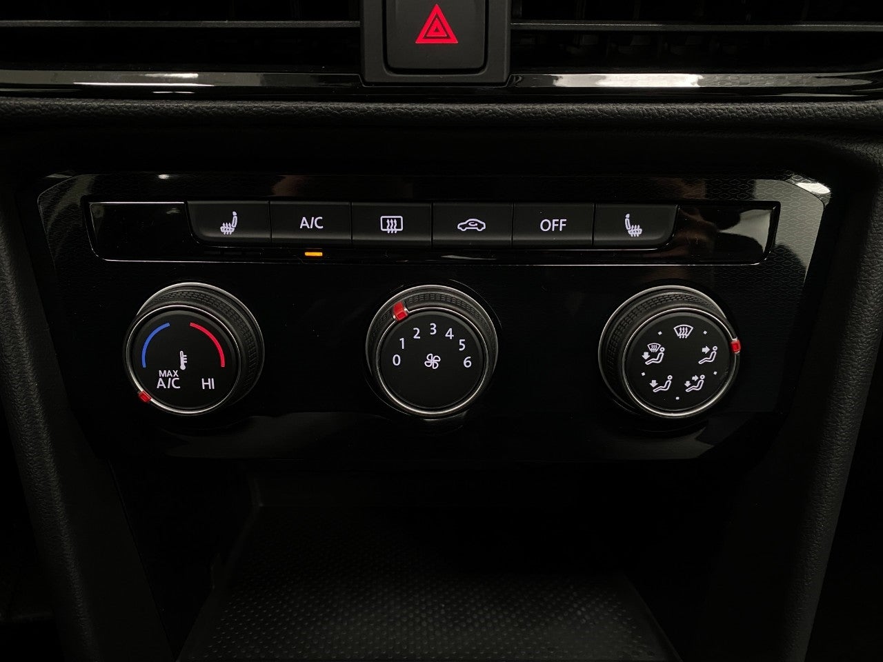 2026 Volkswagen Taos S 4MOTION