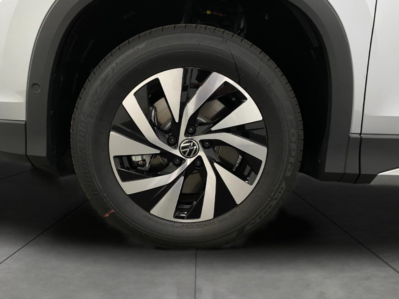 2025 Volkswagen Tiguan 2.0T S 4MOTION