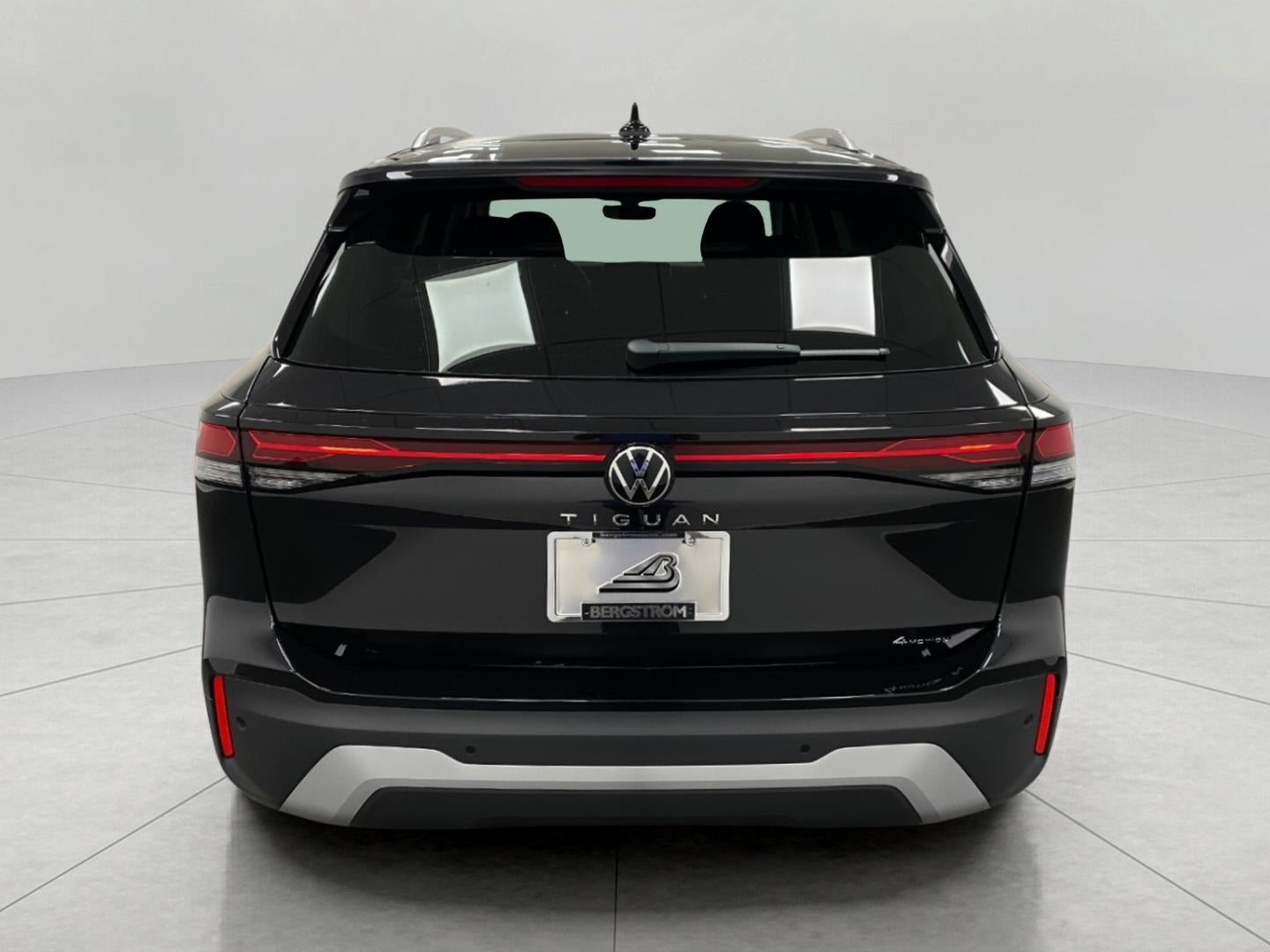 2025 Volkswagen Tiguan 2.0T S 4MOTION