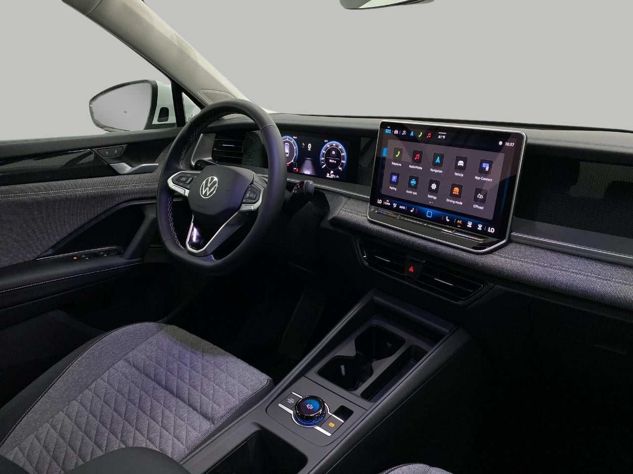 2025 Volkswagen Tiguan 2.0T S 4MOTION