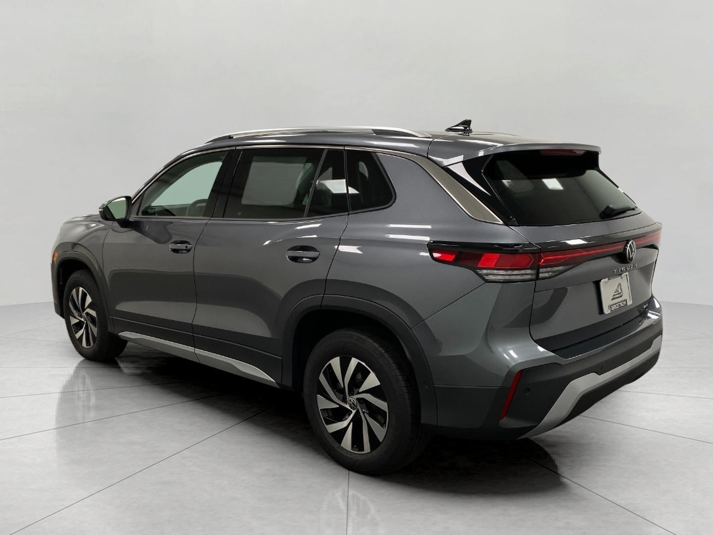 2025 Volkswagen Tiguan 2.0T S 4MOTION