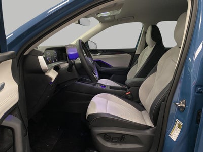 2025 Volkswagen Tiguan 2.0T SE 4MOTION