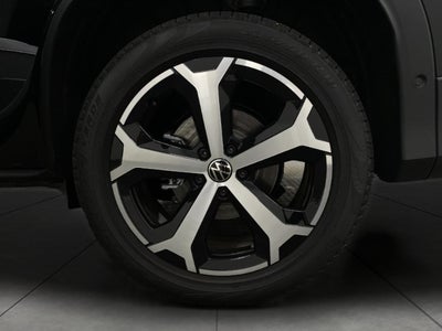 2026 Volkswagen Tiguan SE 4MOTION
