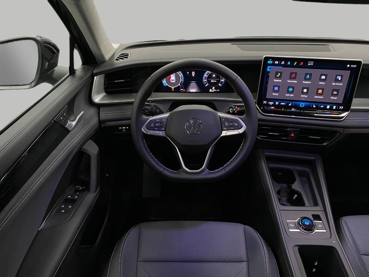 2025 Volkswagen Tiguan 2.0T SE 4MOTION