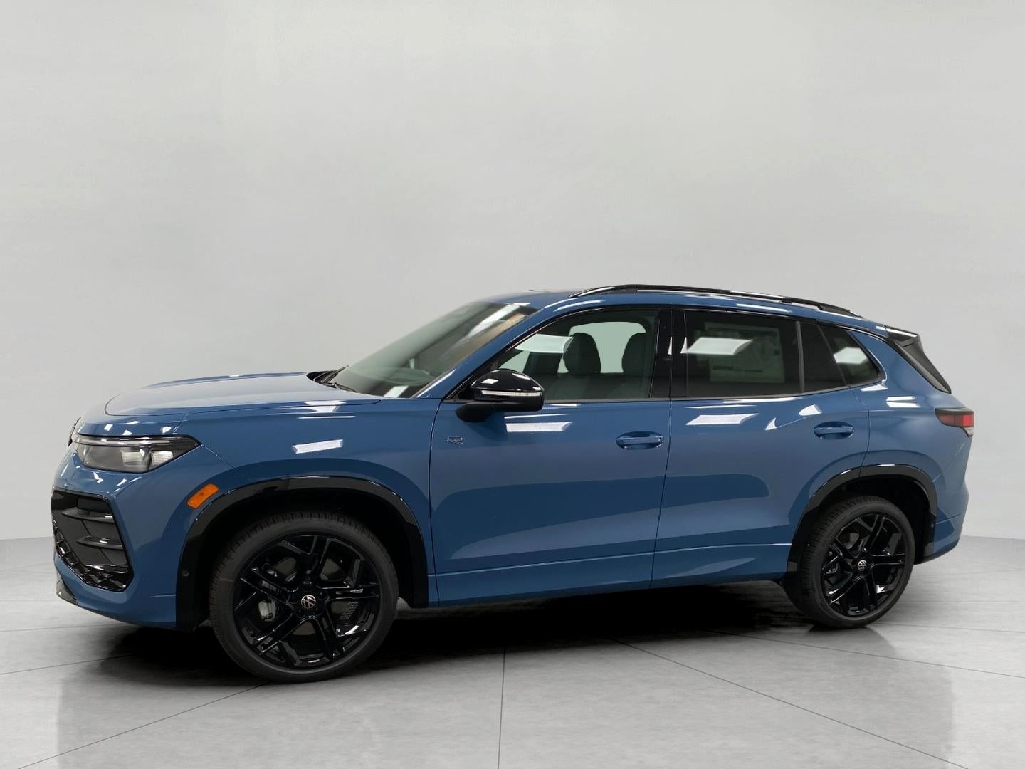 2026 Volkswagen Tiguan SE R-Line Black 4MOTION