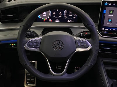 2026 Volkswagen Tiguan SE R-Line Black 4MOTION