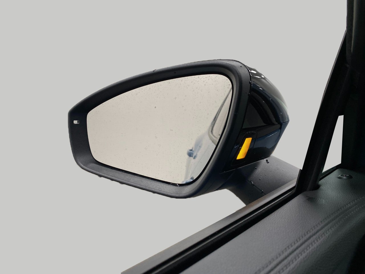 2026 Volkswagen Tiguan 2.0T SE R-Line Black 4MOTION