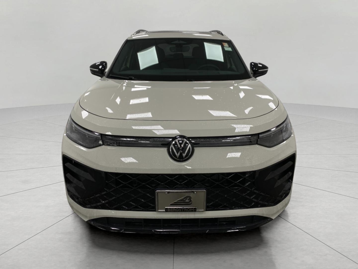 2026 Volkswagen Tiguan 2.0T SE R-Line Black 4MOTION