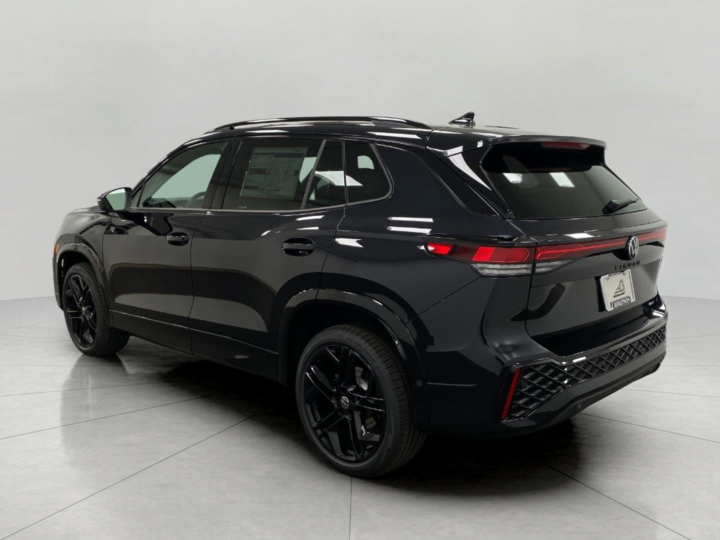 2026 Volkswagen Tiguan SE R-Line Black 4MOTION
