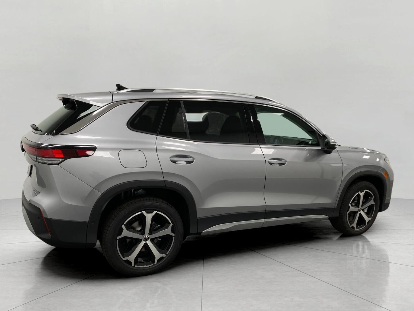 2025 Volkswagen Tiguan 2.0T SE 4MOTION