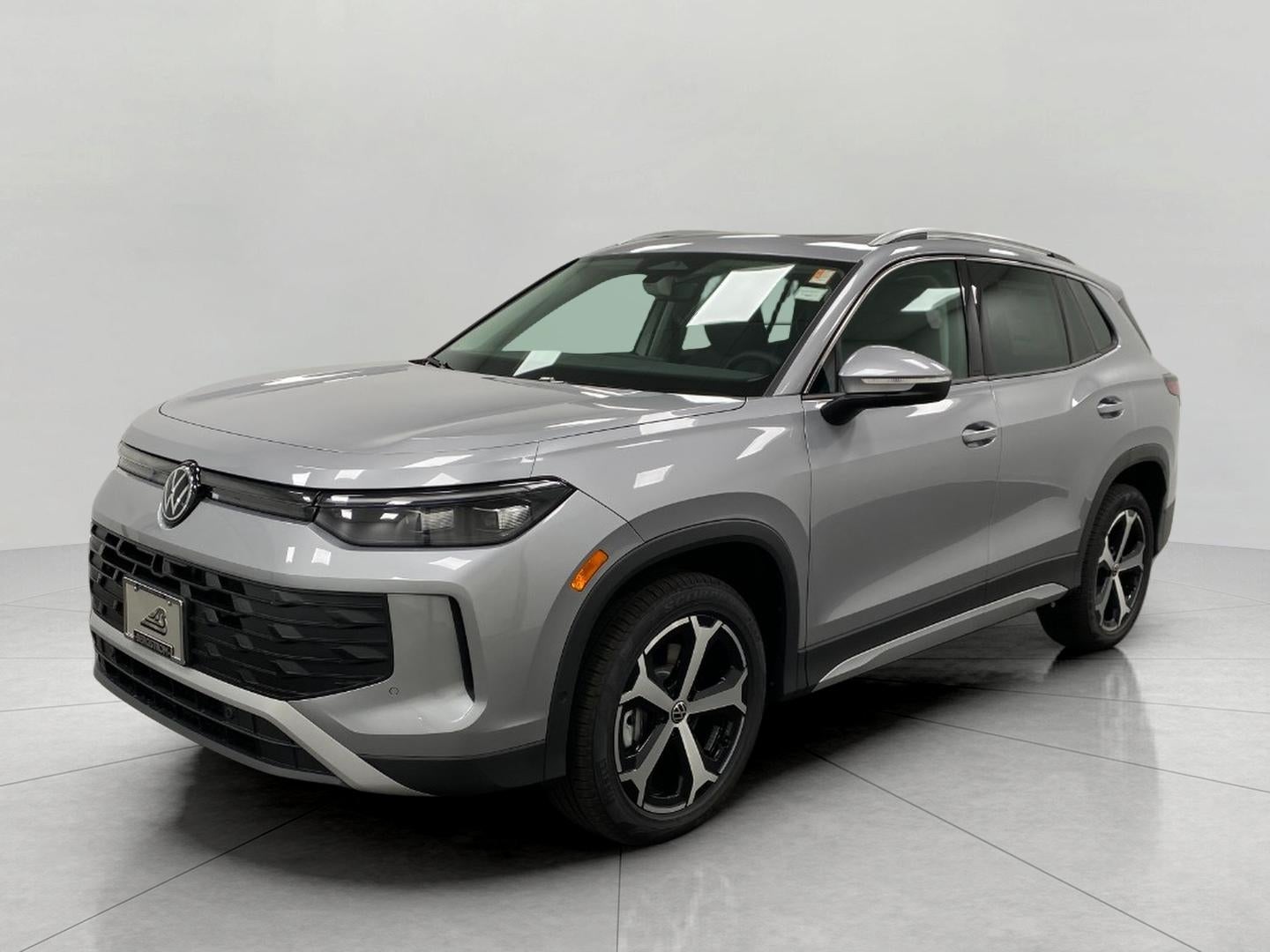 2025 Volkswagen Tiguan 2.0T SE 4MOTION