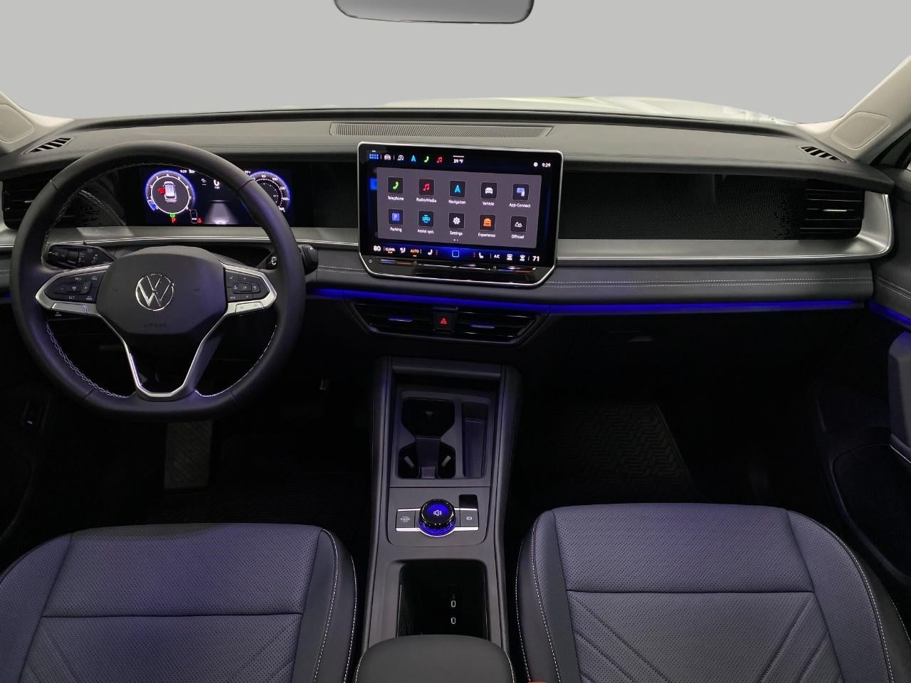 2025 Volkswagen Tiguan 2.0T SE 4MOTION