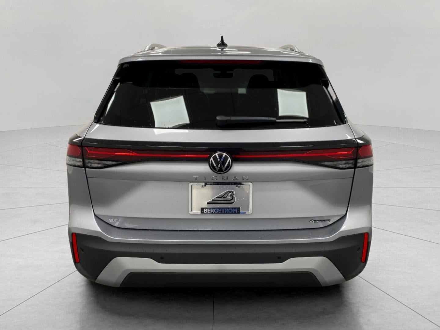 2025 Volkswagen Tiguan 2.0T SE 4MOTION