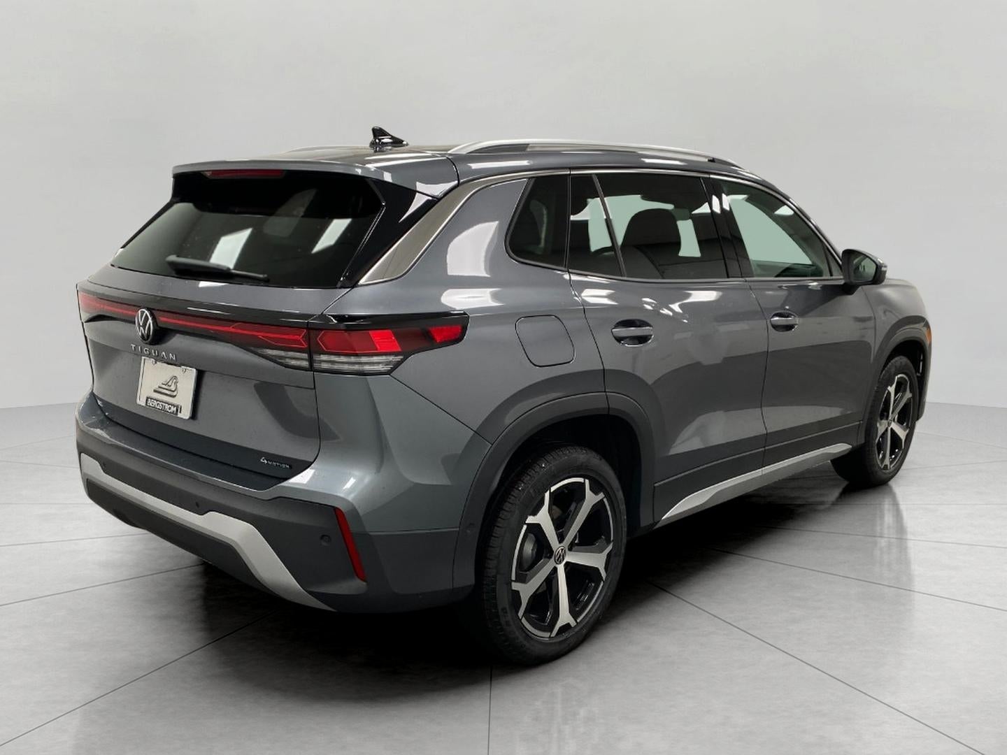 2026 Volkswagen Tiguan 2.0T SE 4MOTION