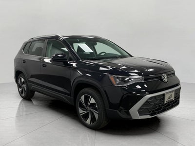 2025 Volkswagen Taos SE 4MOTION