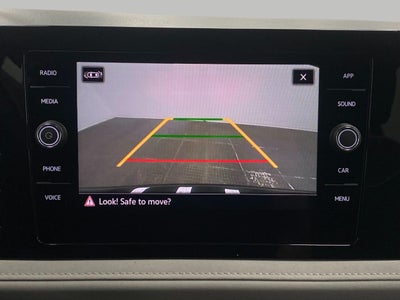 2025 Volkswagen Taos SE 4MOTION