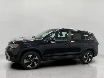 2025 Volkswagen Taos SE 4MOTION