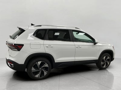 2026 Volkswagen Taos SE 4MOTION