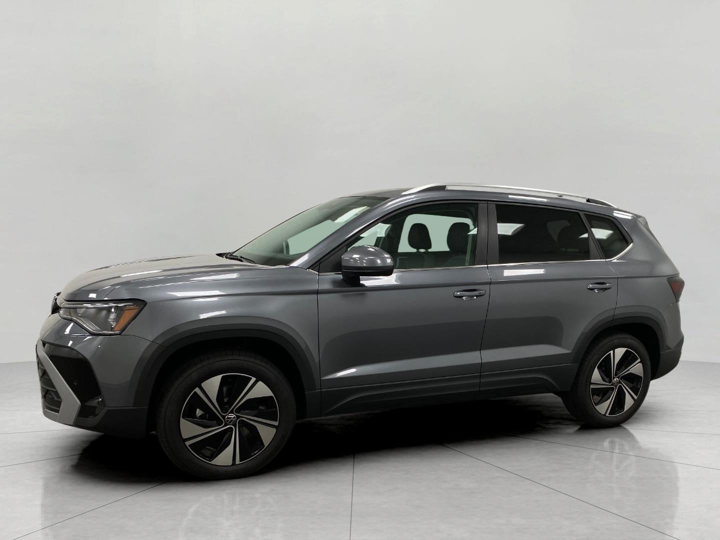 2026 Volkswagen Taos SE 4MOTION
