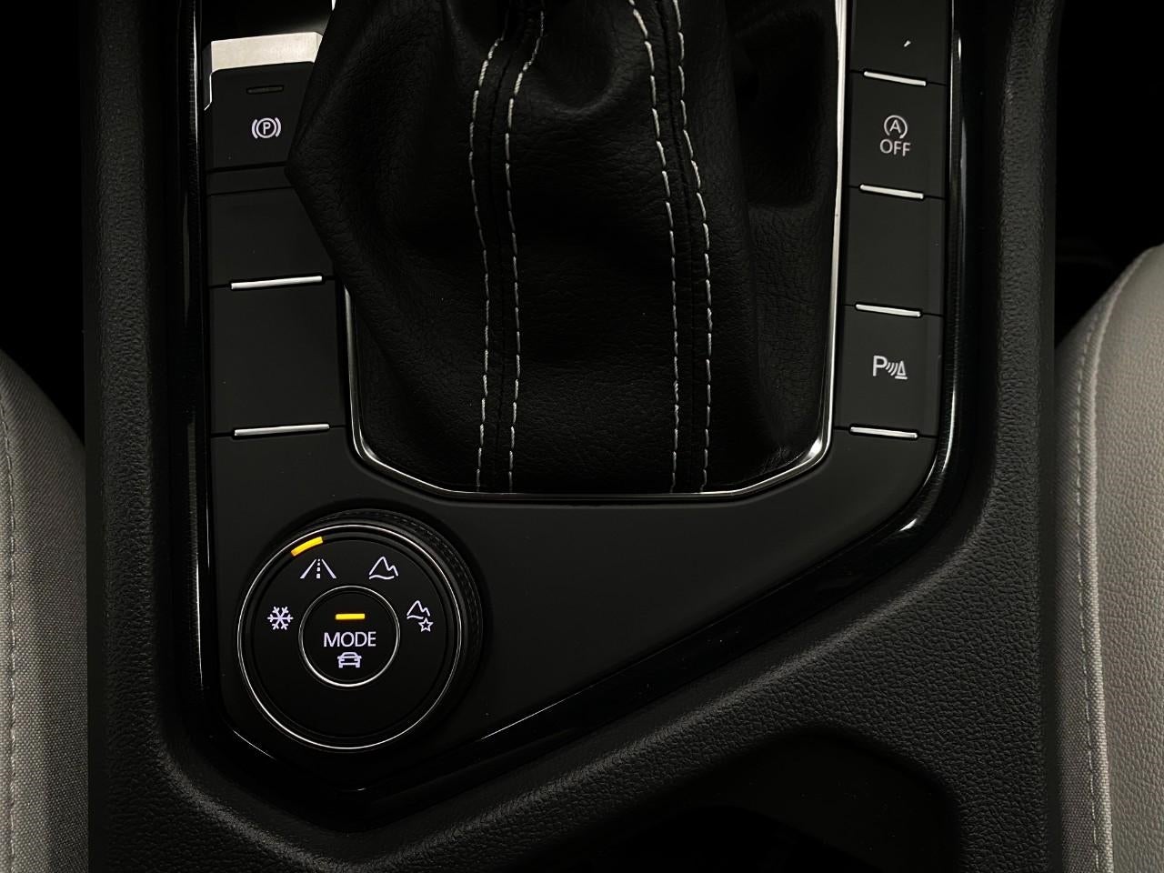 2026 Volkswagen Taos SE 4MOTION