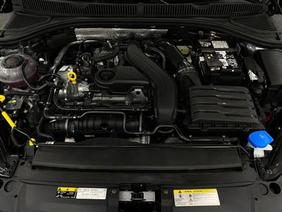 2025 Volkswagen Jetta SE Auto