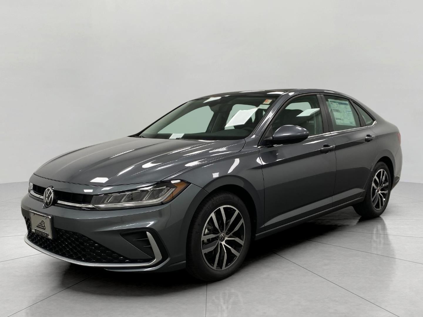 2025 Volkswagen Jetta SE Auto