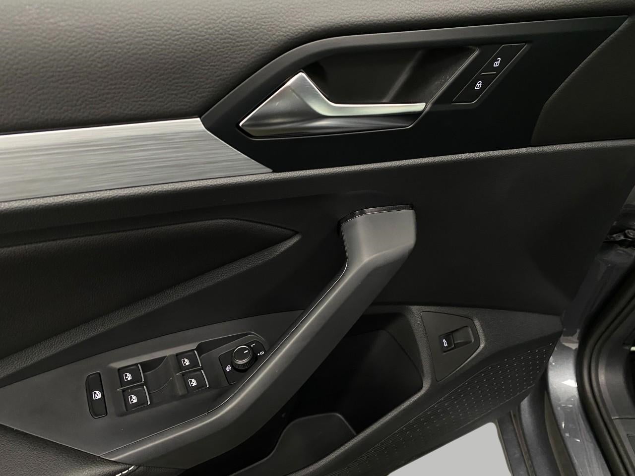 2025 Volkswagen Jetta Sport Auto