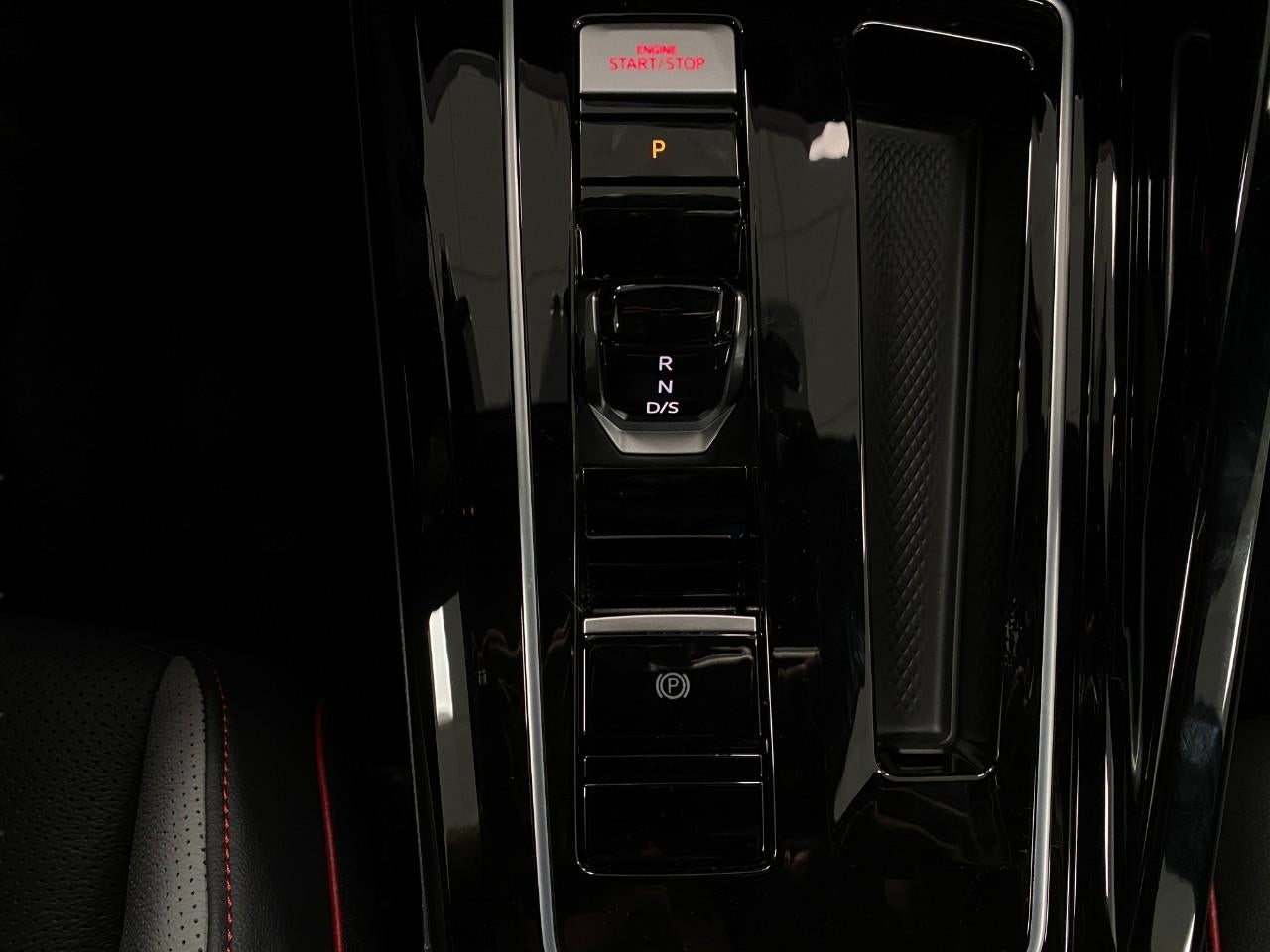 2025 Volkswagen Golf GTI 2.0T Autobahn DSG