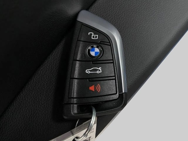 2026 BMW 330i 330i NA xDrive Sedan