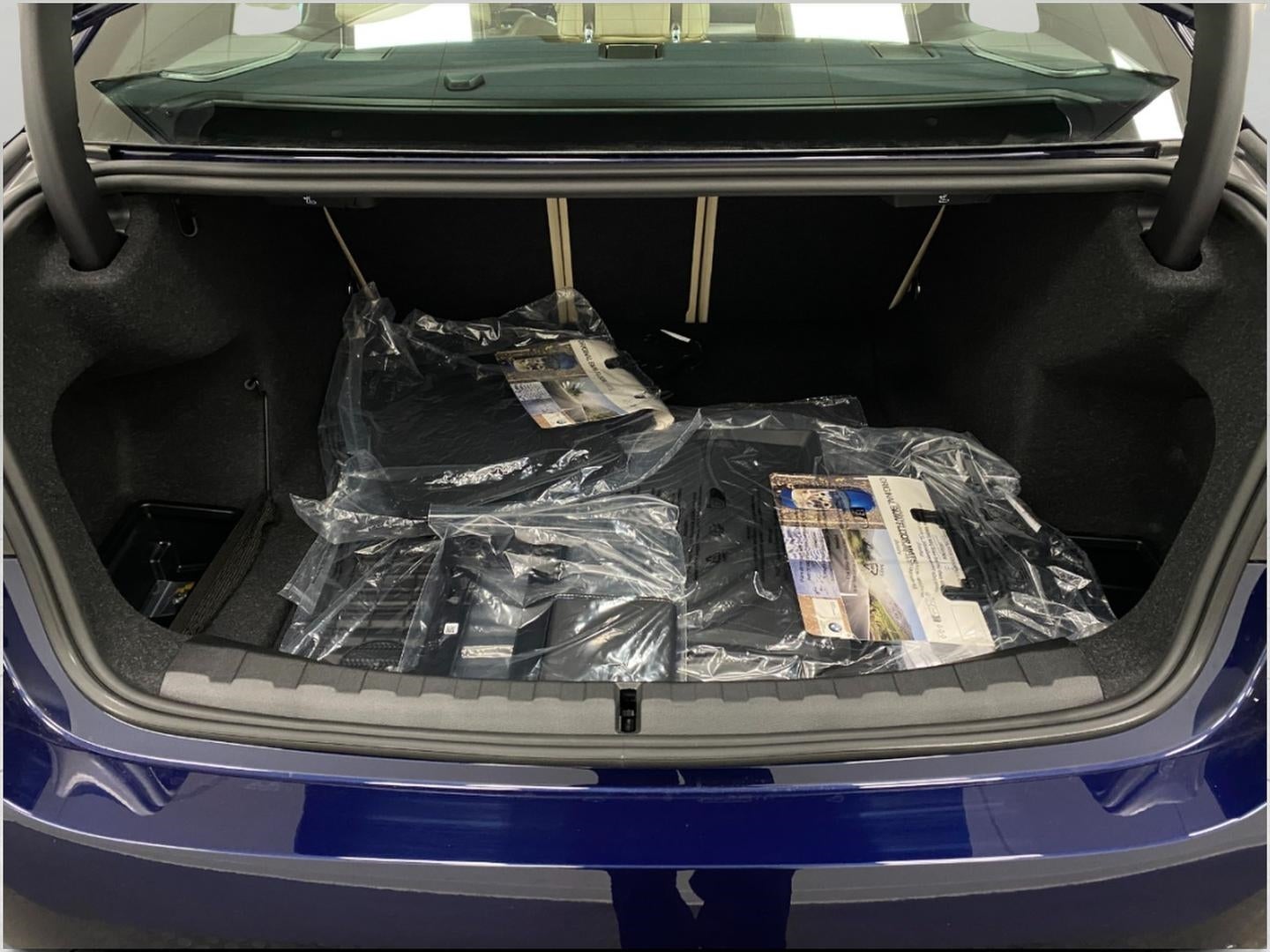 2026 BMW 330i 330i NA xDrive Sedan