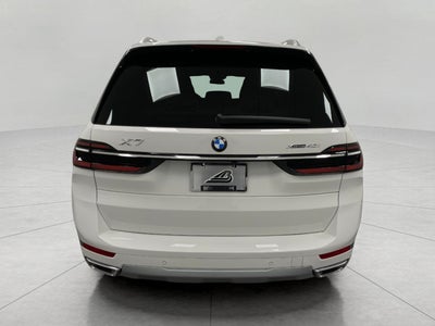 2026 BMW X7 xDrive40i Sports Activity Vehicle