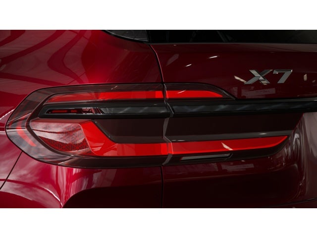 2026 BMW X7 xDrive40i Sports Activity Vehicle
