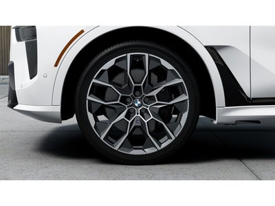 2026 BMW X7 xDrive40i Sports Activity Vehicle
