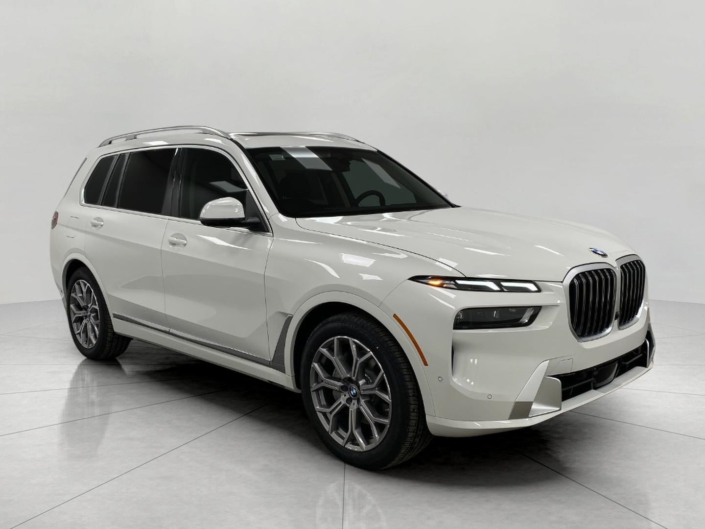 2026 BMW X7 xDrive40i Sports Activity Vehicle