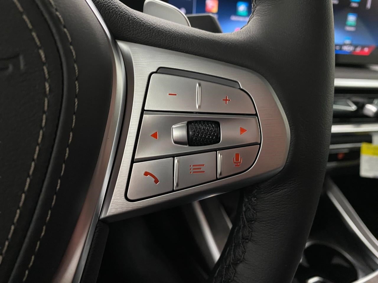 2026 BMW X7 xDrive40i Sports Activity Vehicle