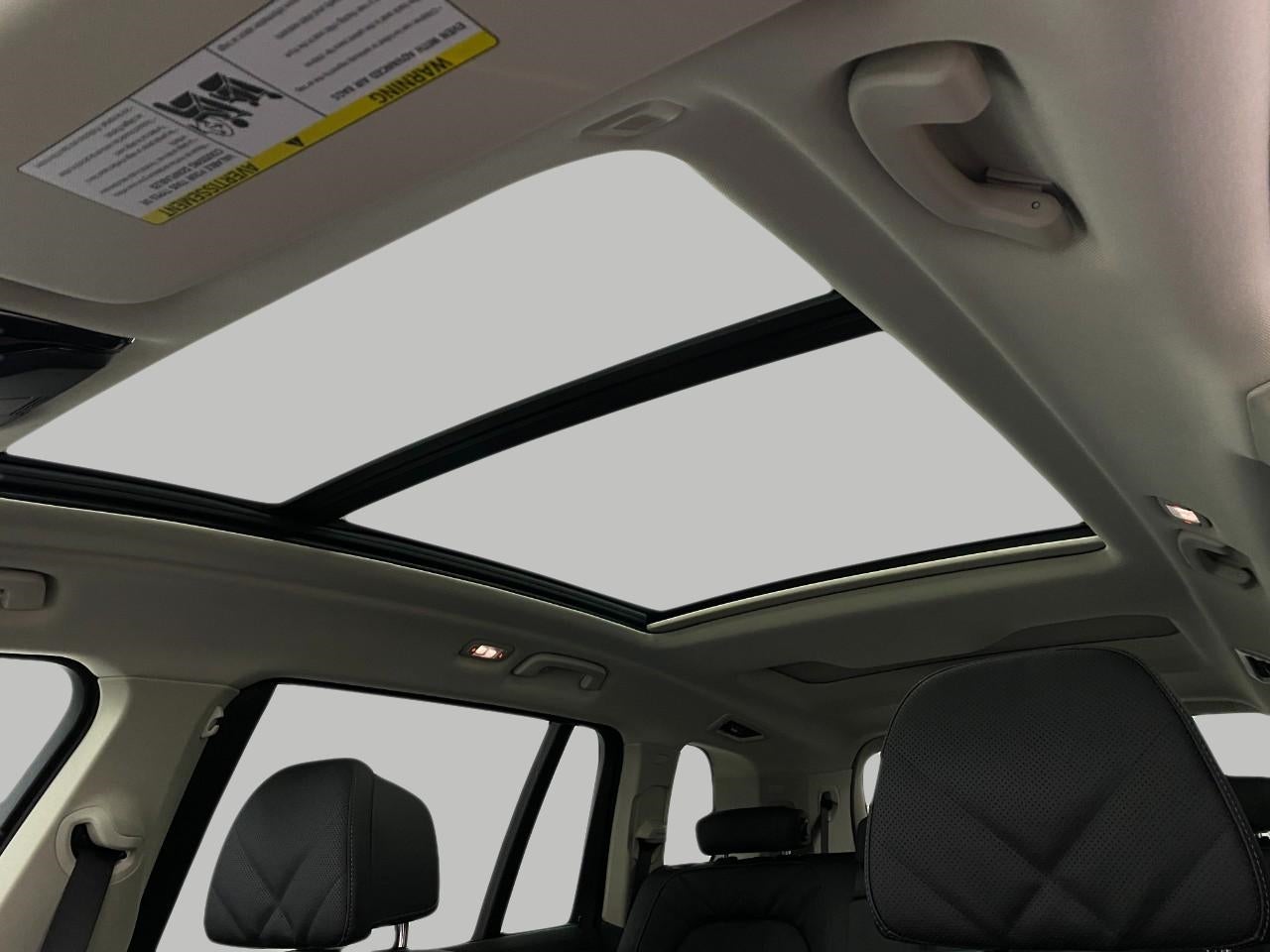 2026 BMW X7 xDrive40i Sports Activity Vehicle