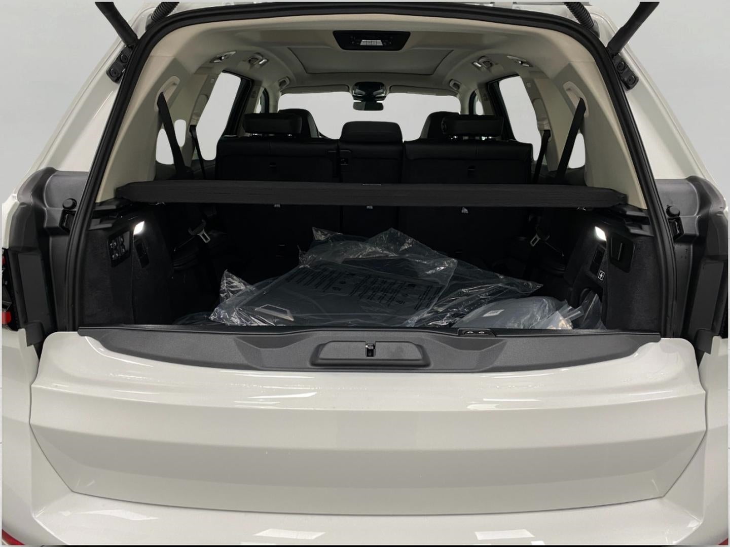 2026 BMW X7 xDrive40i Sports Activity Vehicle