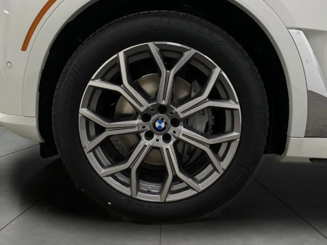 2026 BMW X7 xDrive40i Sports Activity Vehicle
