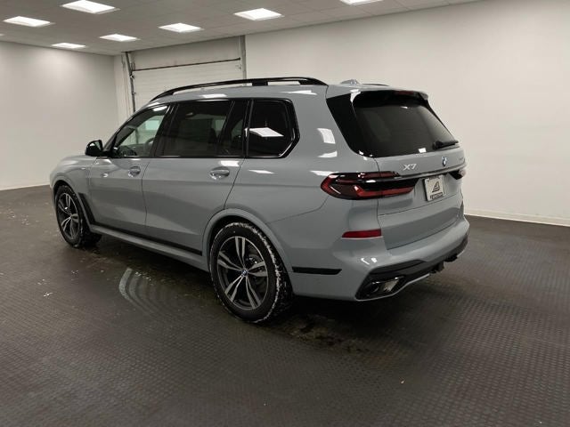 2026 BMW X7 xDrive40i Sports Activity Vehicle