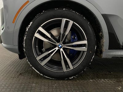 2026 BMW X7 xDrive40i Sports Activity Vehicle