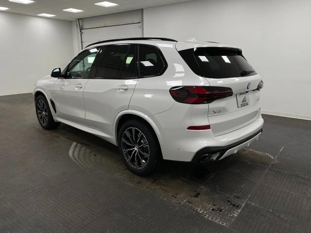 2026 BMW X5 xDrive40i Sports Activity Vehicle