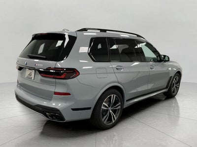2026 BMW X7 M60i Sports Activity Vehicle