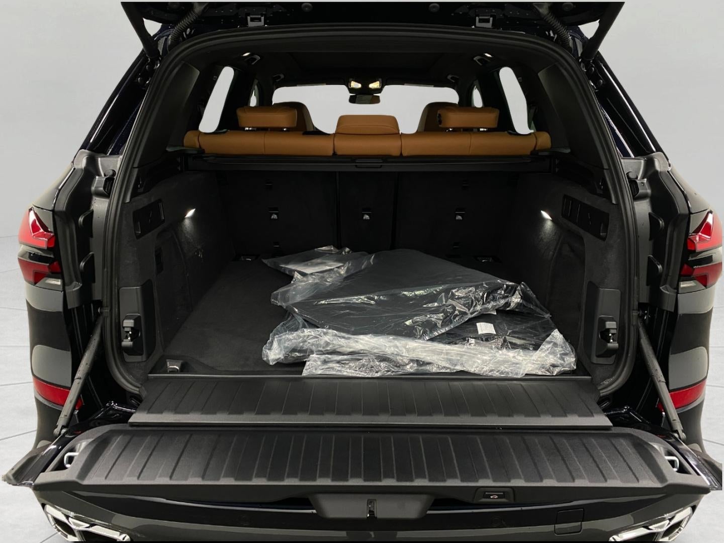 2026 BMW X5 M60i Sports Activity Vehicle