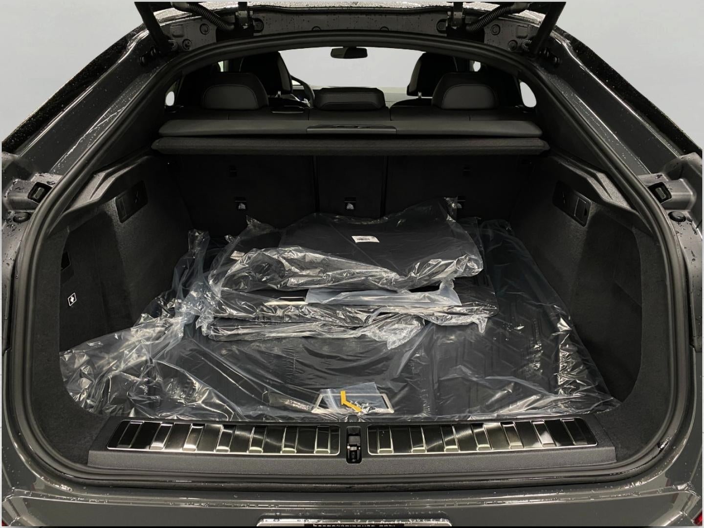 2026 BMW X6 xDrive40i Sports Activity Coupe