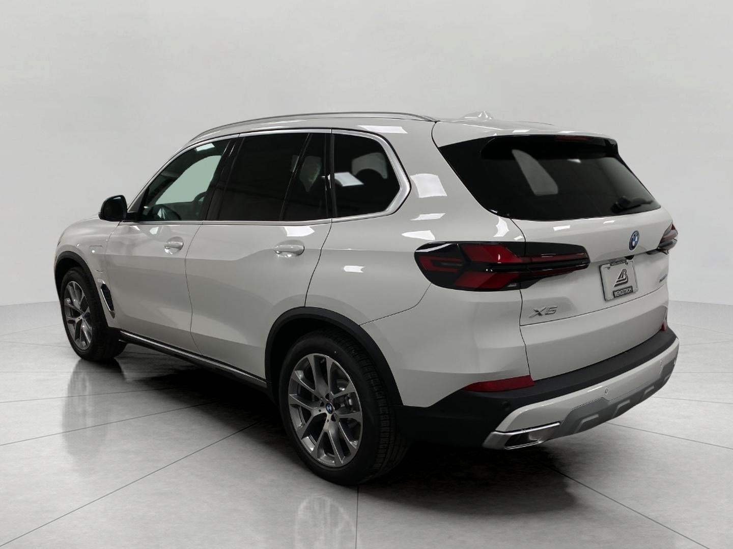 2026 BMW X5 xDrive50e Plug-In Hybrid