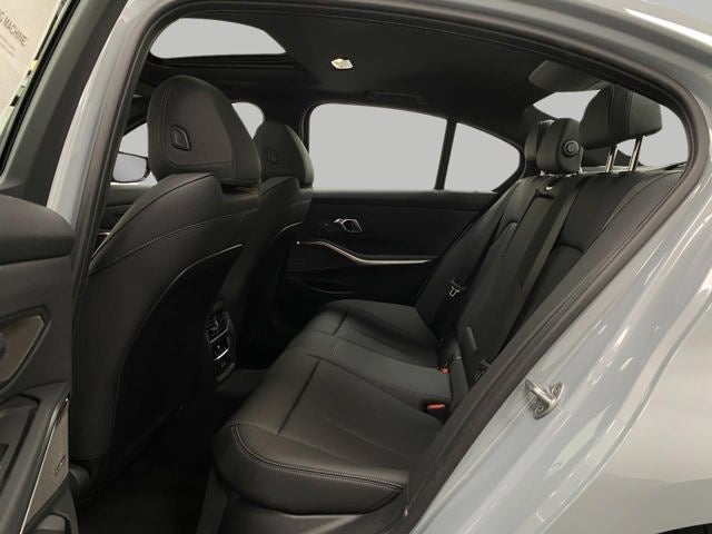 2026 BMW 330i 330i xDrive Sedan