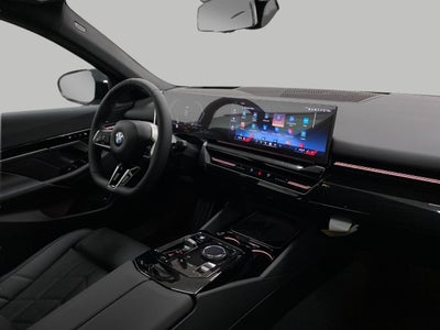 2026 BMW 530i 530i xDrive Sedan