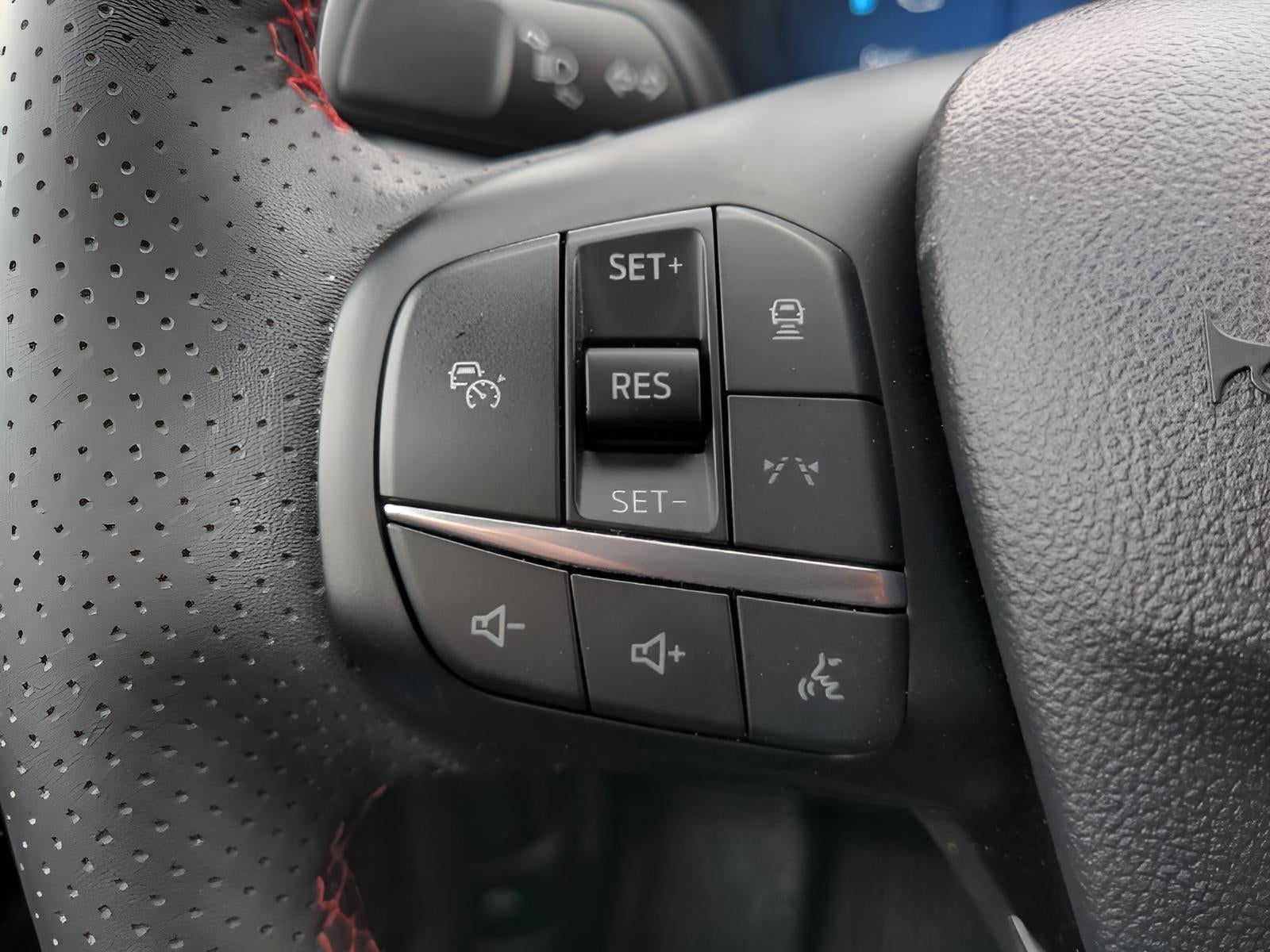 2023 Ford Escape ST-Line Elite