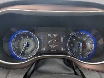2024 Chrysler Voyager LX